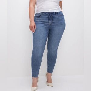 Good American Good Legs Skinny Jeans